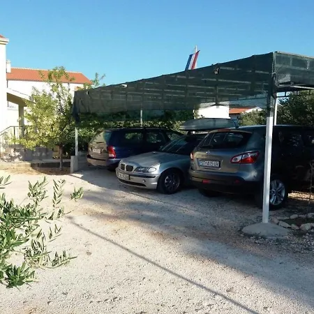 Ljuba Apartman